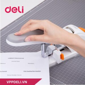 Dập Ghim Trung 80 Tờ Deli E0487